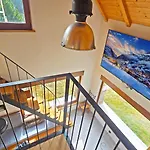 Boroviti Mountain House